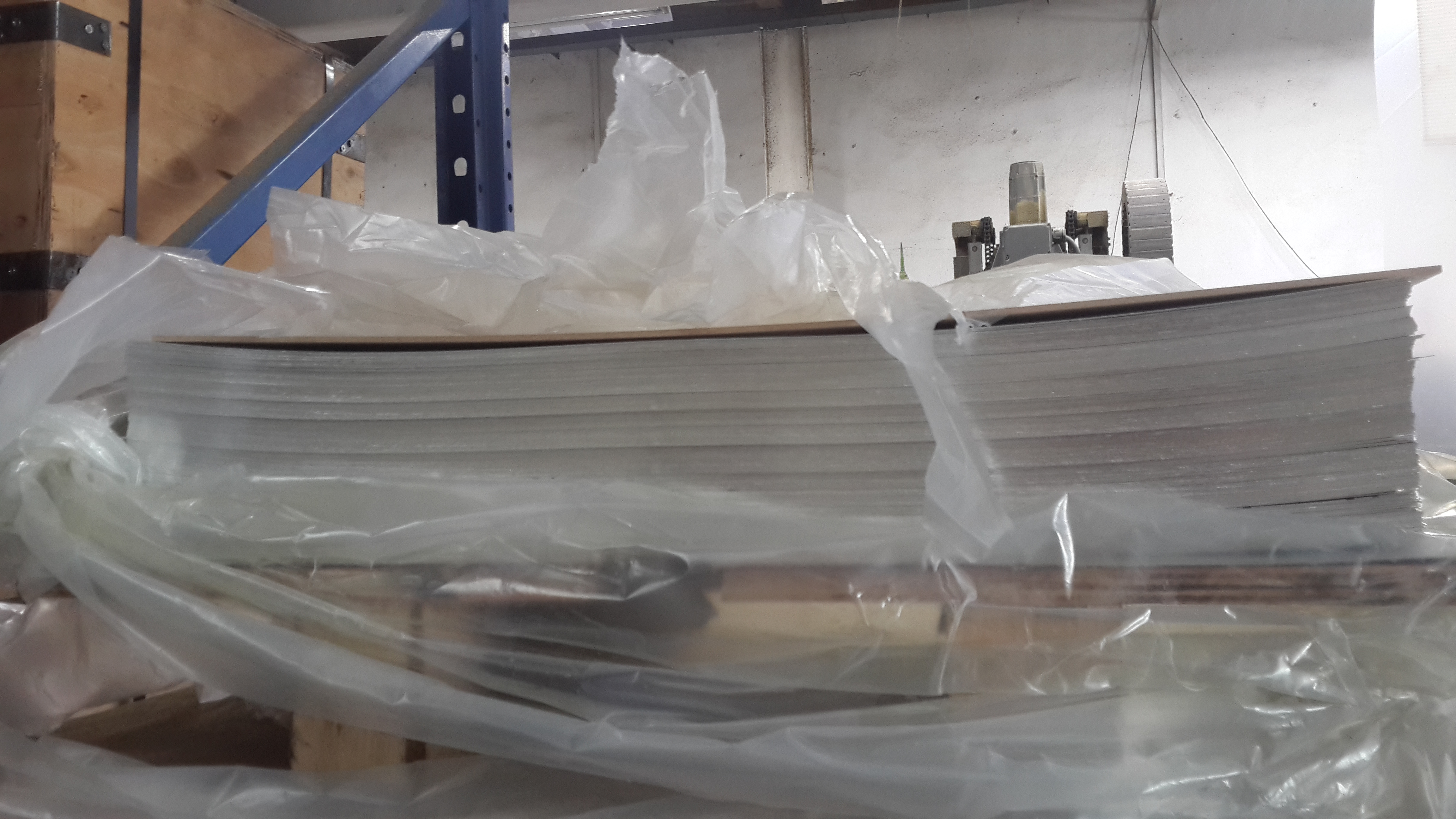 How to maintain the appearance of the refrigerator panel - anodised aluminum